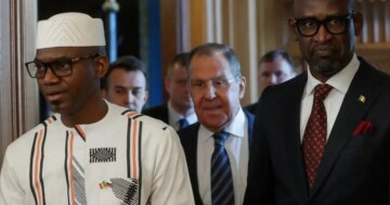 Mali Savunma Bakanı intihar saldırısında öldü