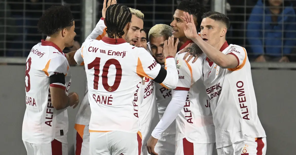 Galatasaray’dan maç sonu Fenerbahçe’ye mesaj. “Onlar daha stresli olabilir”