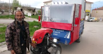 Çapa motorundan karavan yaptı. Tek derdi banyo