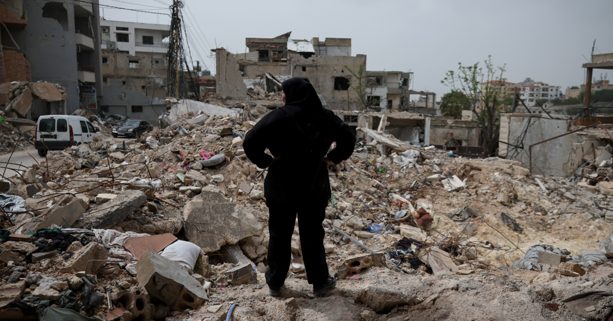 Ateşkesle birlikte evlerine dönen Lübnanlılar yıkımla karşılaştı