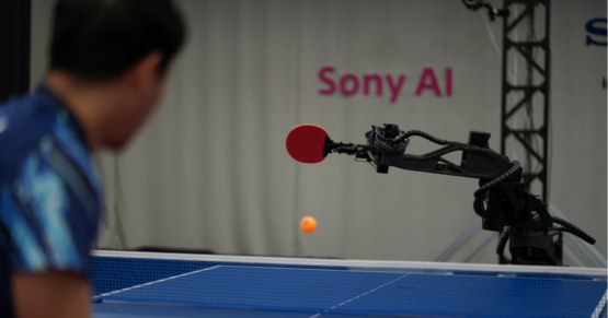 Yapay zeka raket tuttu. Masa tenisi robotu profesyonelleri yendi