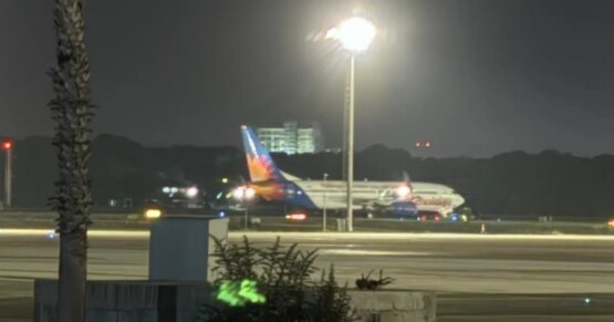 Antalya’da pilotu rahatsızlanan uçak acil iniş yaptı