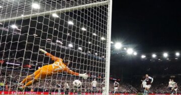 İstanbul finalinde Freiburg ile Aston Villa karşılaşacak