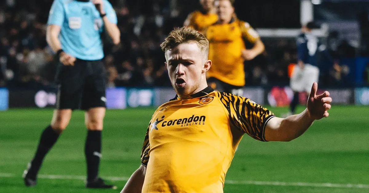 Hull City, play-off finaline yükseldi