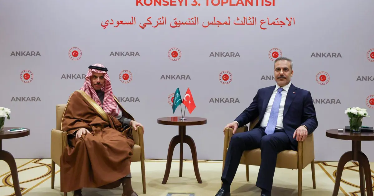 Türkiye ile Suudi Arabistan arasında vize anlaşması. Bakan Fidan imzayı attı