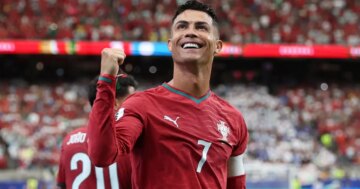Portekiz farka koştu, Ronaldo tarihe geçti