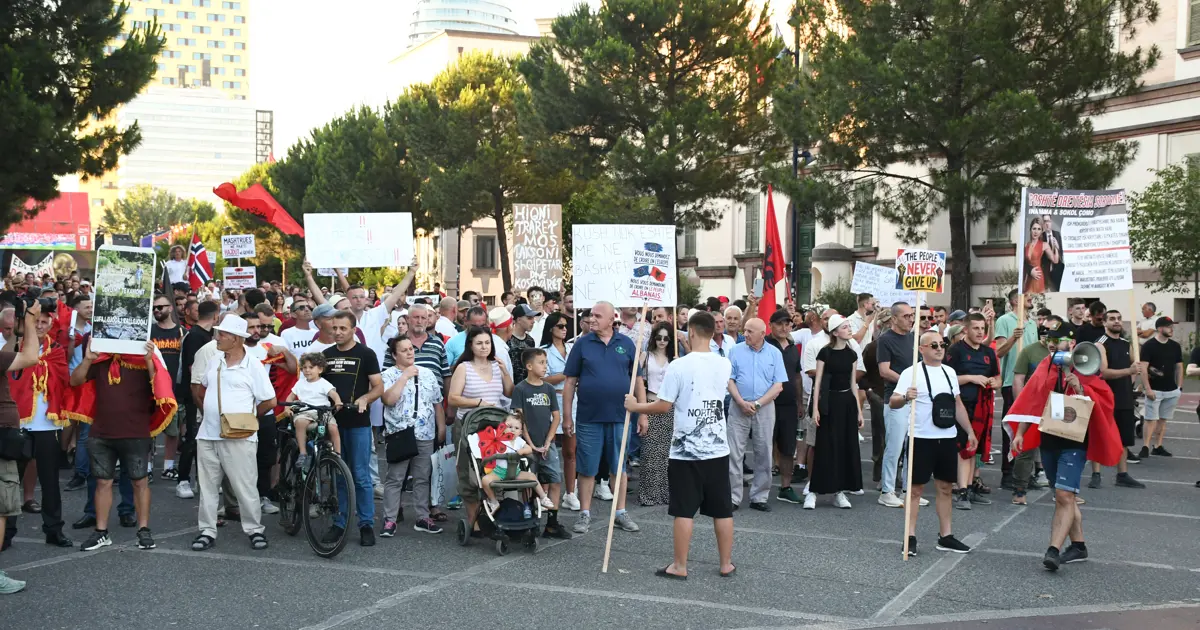 Arnavutluk’ta Trump’ın damadı bağlantılı proje 18 gündür protesto ediliyor