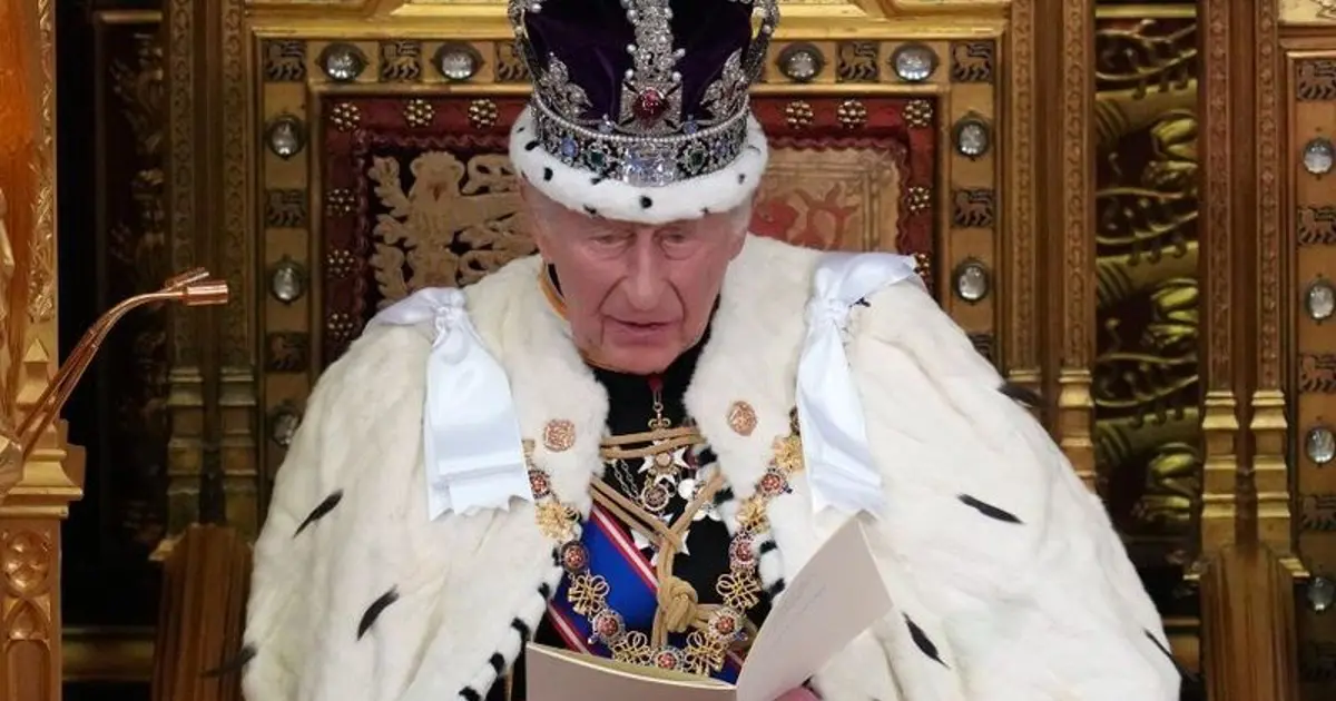 Kral Charles, Buckingham Sarayı’nı terk ediyor. Yeni adresleri belli oldu