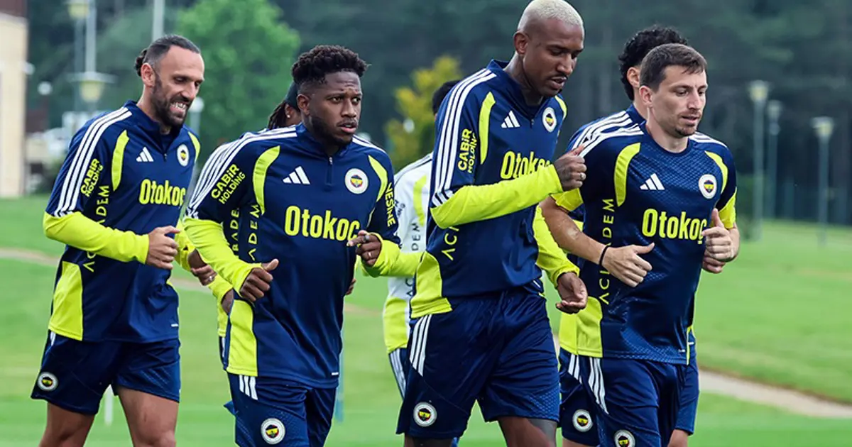 Fenerbahçe’de yeni sezon öncesi sakatlık. Yıldız isim antrenmanı yarıda bıraktı