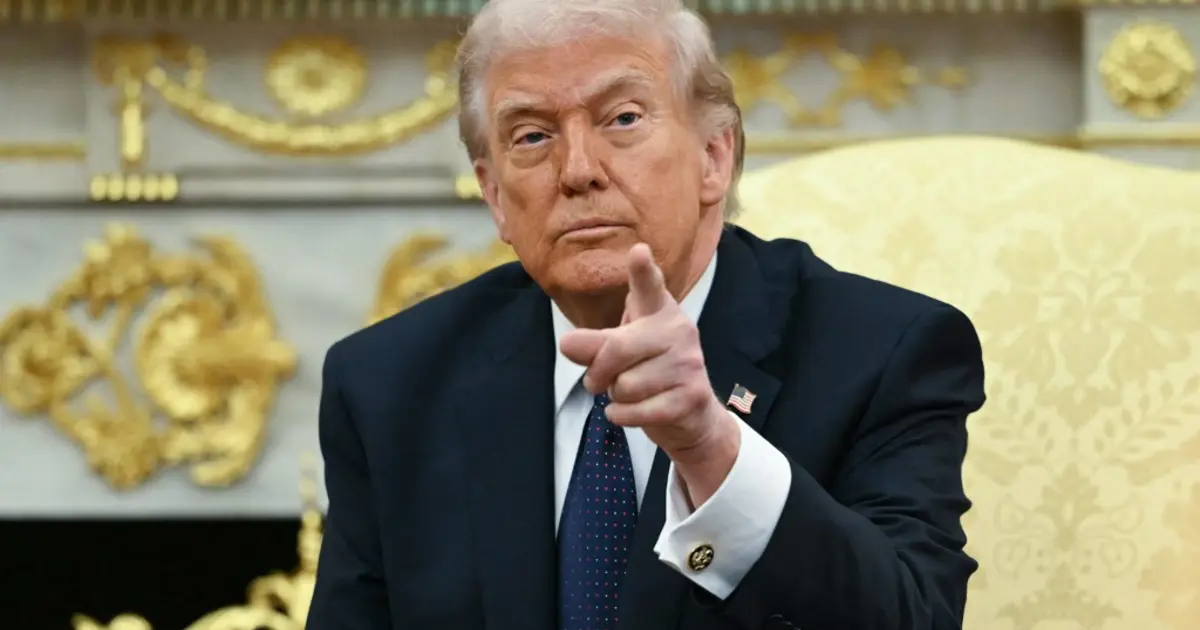 Trump: Hürmüz Boğazı açık, dün gece onları fena vurduk