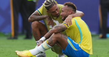 Neymar, milli takıma gözyaşlarıyla veda etti