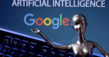 Google yapay zeka yarışında geriye mi düşüyor? CEO Pichai’den iddialara yanıt