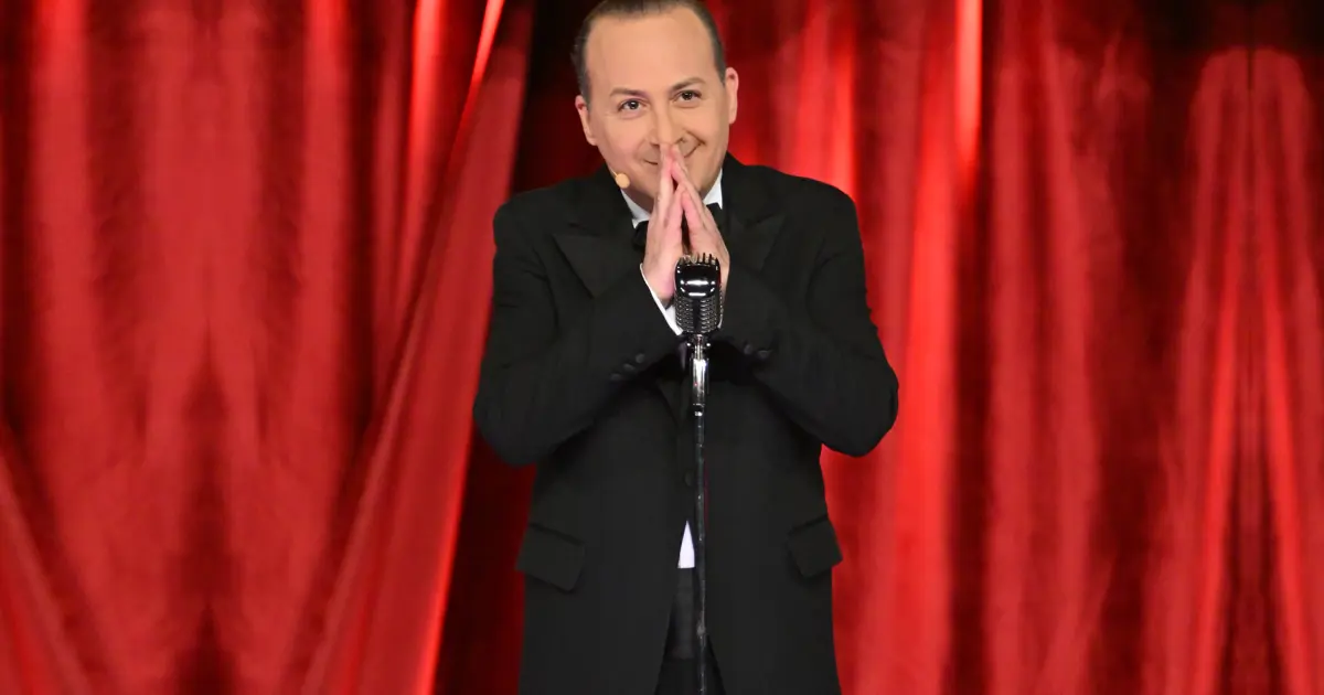 Tolgshow Yıldızlar her salı Star TV’de