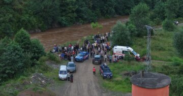 Giresun’da anne ile iki kızı sel sularına kapıldı. Kardeşlerin cansız bedeni bulundu