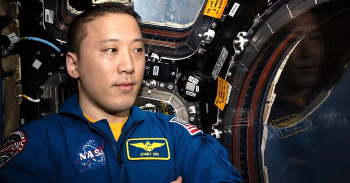 Uzayda 245 gün geçirdi, dönünce NASA’dan ayrıldı. Hem asker hem doktor hem de astronot