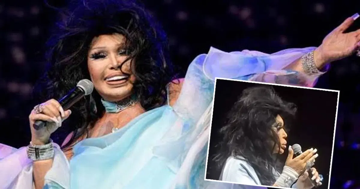 Bülent Ersoy konserde küplere bindi. Seyirciyi azarladı, “Defol git” diyerek kovdu