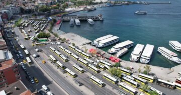 İstanbul’da milyonları etkileyecek karar çıktı. Kadıköy’de 13 İETT hattının son durağı değişti, bazı hatlar kaldırıldı