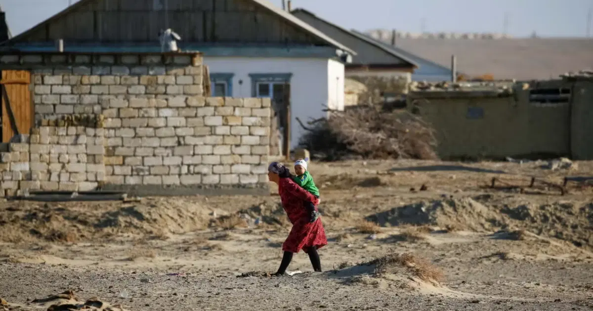 Kasabanın nüfusu 10 binden 216’ya indi. Binlerce ev boş kaldı