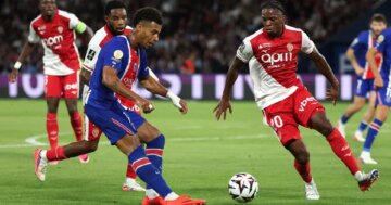 Galatasaray’ın rakibi PSG şokta. Monaco geriden gelip yendi
