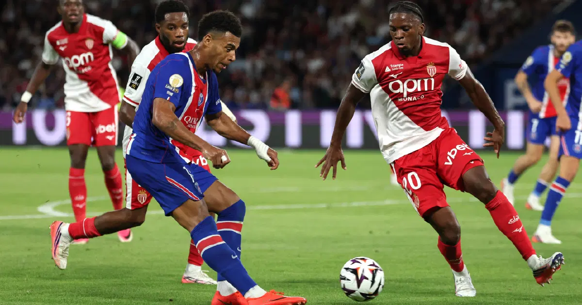 Galatasaray’ın rakibi PSG şokta. Monaco geriden gelip yendi
