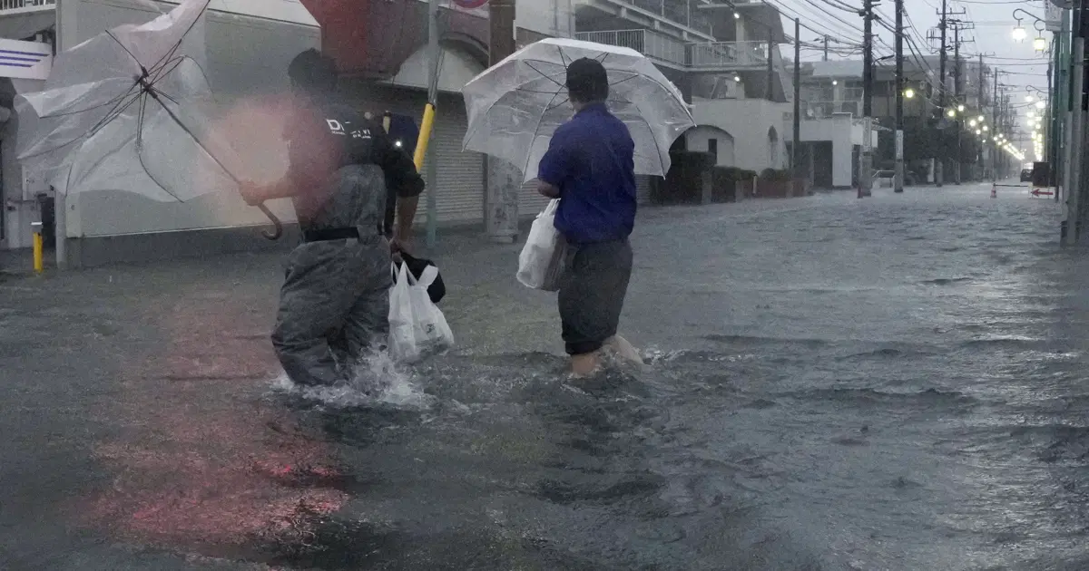 Japonya’da tayfun alarmı. 1.9 milyon kişiye tahliye uyarısı