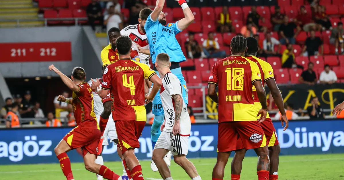 Göztepe kalecisi Gugeshashvili’den taraftara sert sözler. ”Bir gün mutlaka karşılaşacağız”
