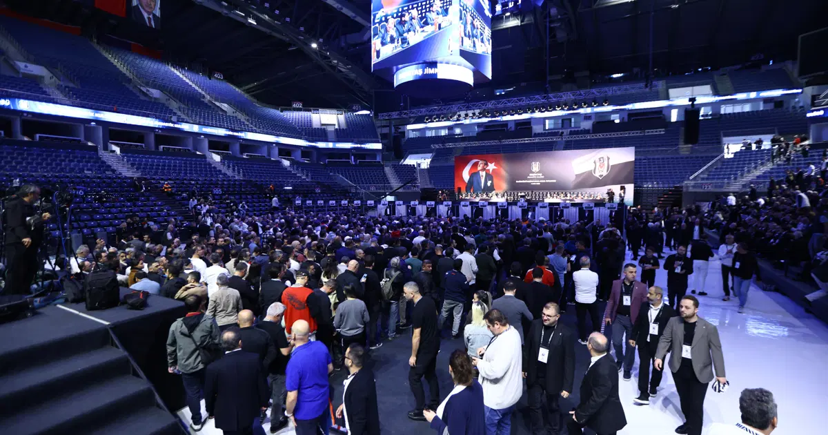 Beşiktaş Kulübü Olağanüstü Seçimli Genel Kurul Toplantısı başladı