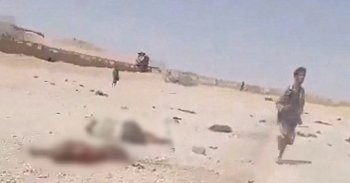 Husilerden Yemen’de askeri kampa saldırı. Ölü sayısı 58’e yükseldi
